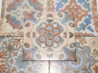 Decor Elba Mix 25x25 (5 рисунков)  (керамогранит)